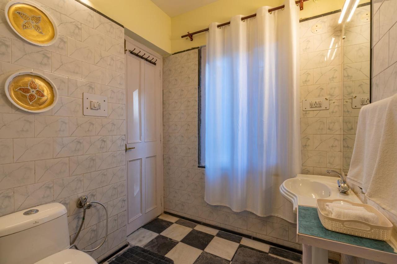 Saffronstays Chalet Vie, Kasauli - All Clear Roads Экстерьер фото