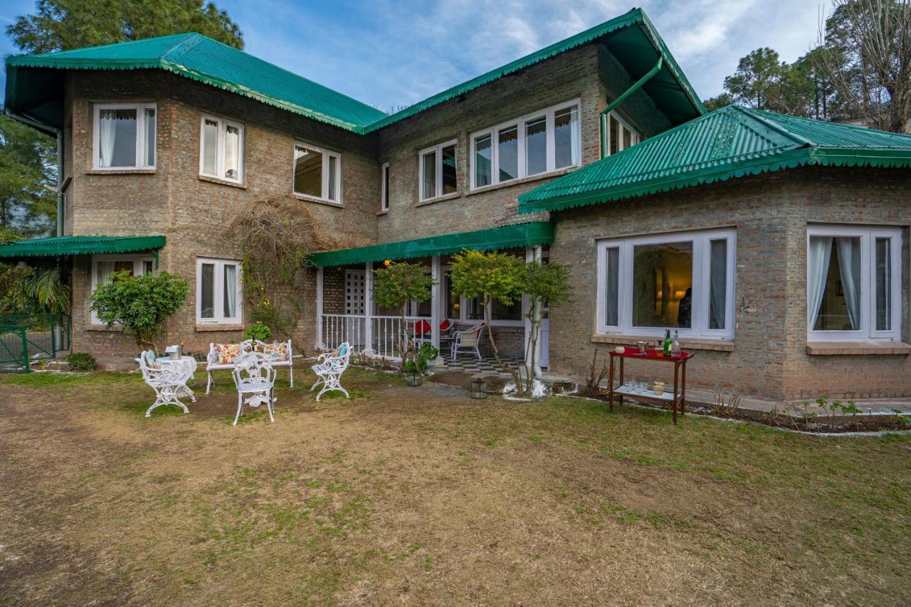 Saffronstays Chalet Vie, Kasauli - All Clear Roads Экстерьер фото